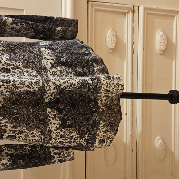 Lucky Brand print black and cream top Sz M - Picture 5 of 6